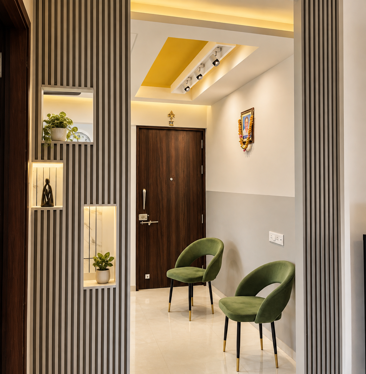 Bedroom of the Ravet apartment with compact wardrobe storage